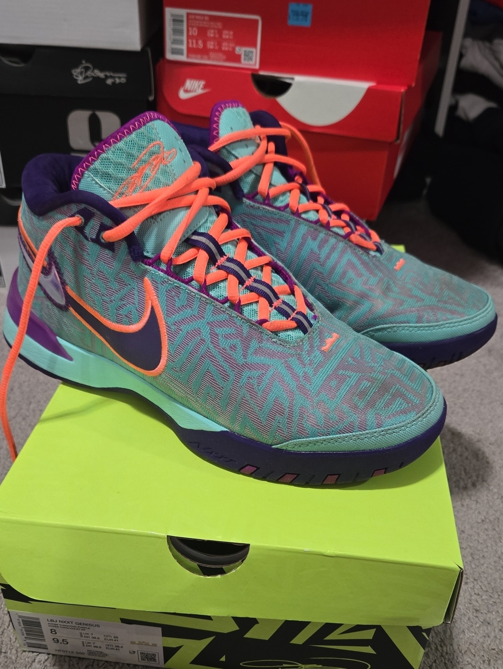 LBJ NXXT Genisus Size 8 Mens Turquoise Purple